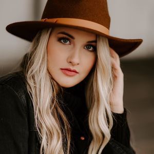 Meet your Posher, Kaylen